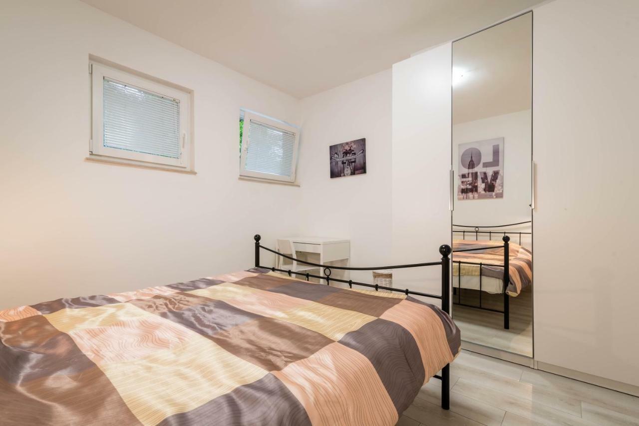 Apartman Paola Διαμέρισμα Πούλα Εξωτερικό φωτογραφία